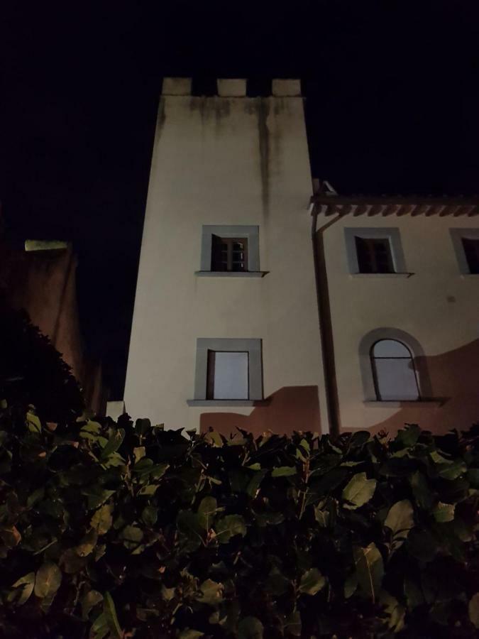 ラストラ・ア・シーニャHistorical Palace In The Heart Of Tuscanyアパートメント エクステリア 写真